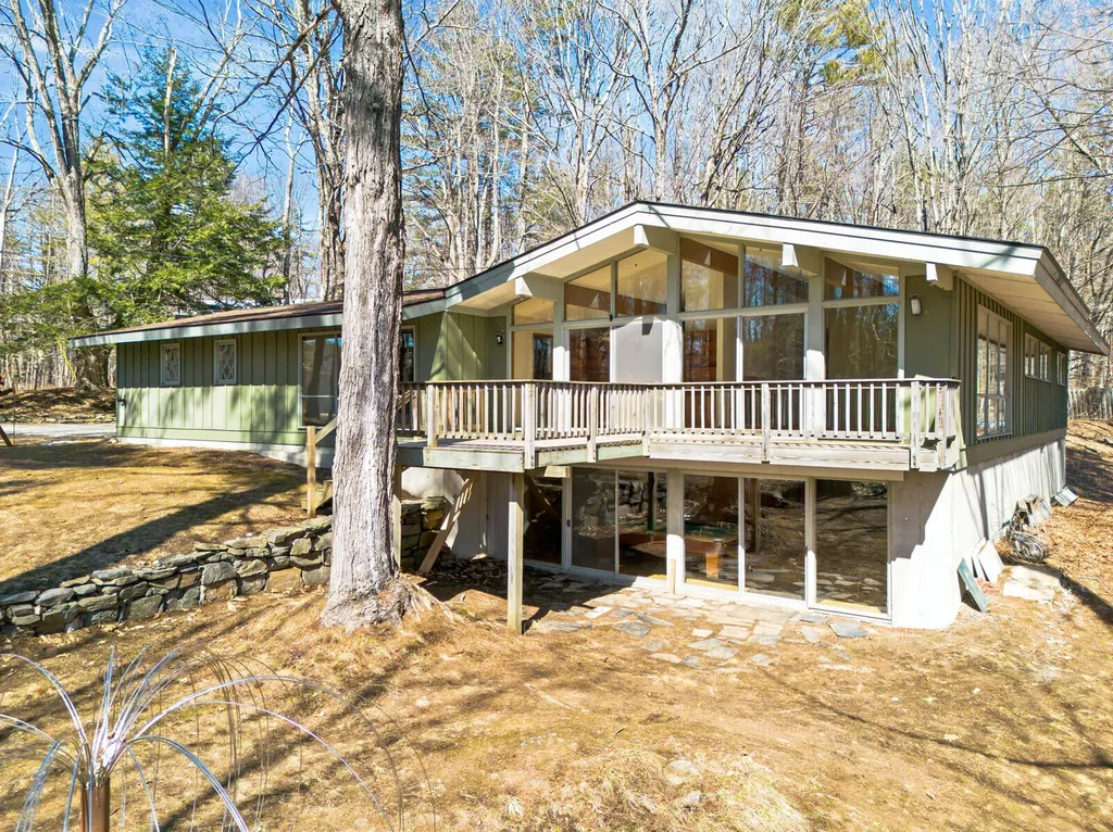 377 Readfield Road Manchester ME 04351