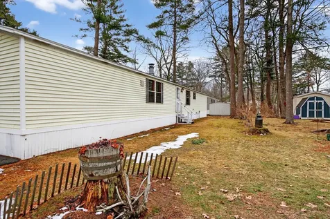 15 Valerie Avenue Brunswick ME 04011