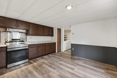 15 Valerie Avenue Brunswick ME 04011