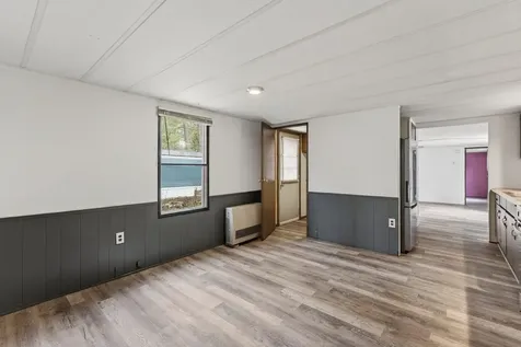 15 Valerie Avenue Brunswick ME 04011