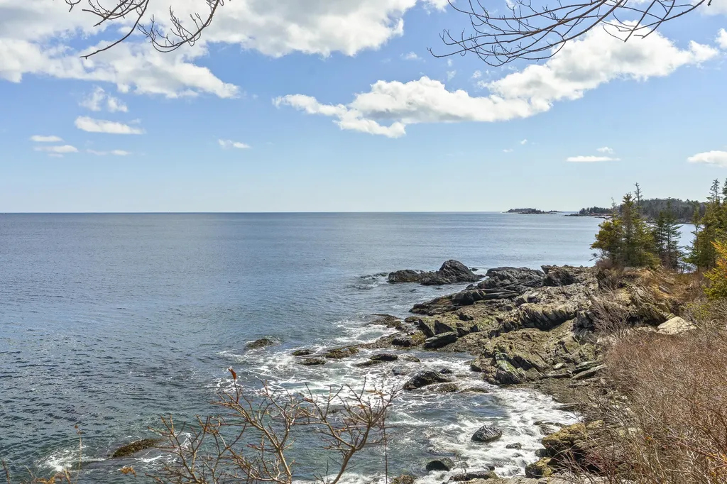 137 Miles Road South Bristol ME 04568