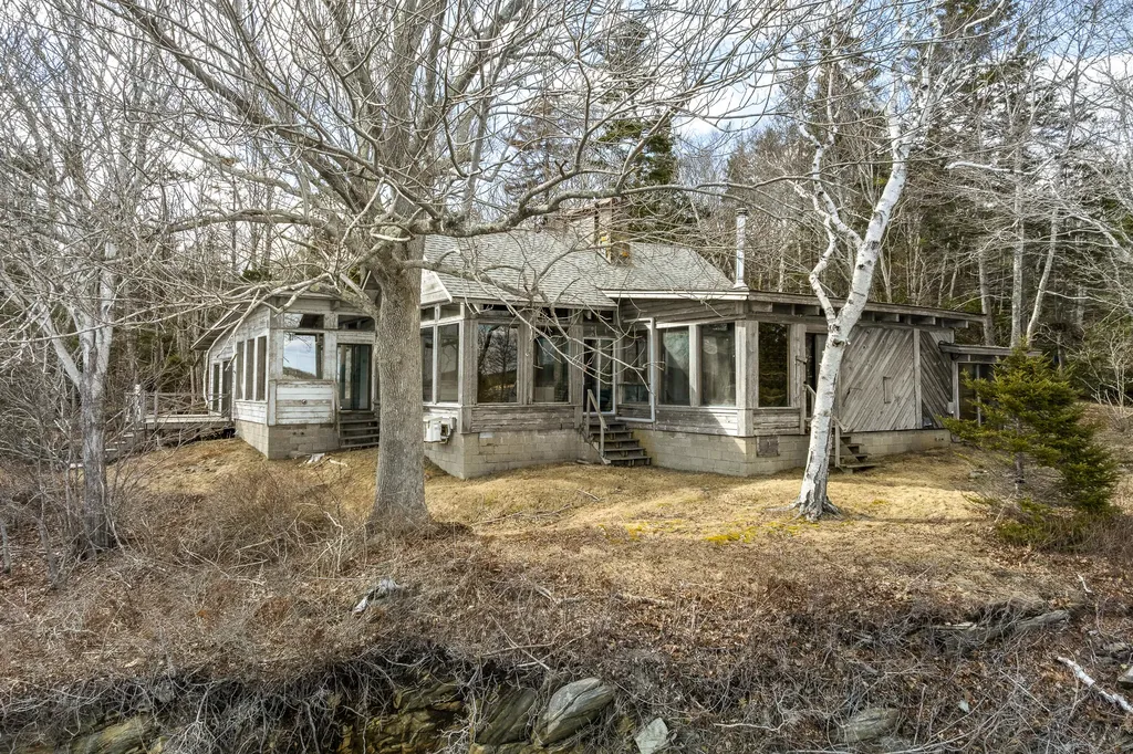 137 Miles Road South Bristol ME 04568