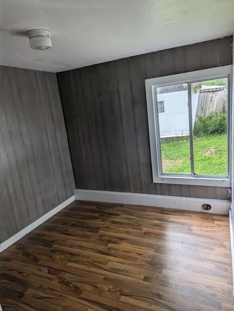 1-21 Spruce Street Madison ME 04950