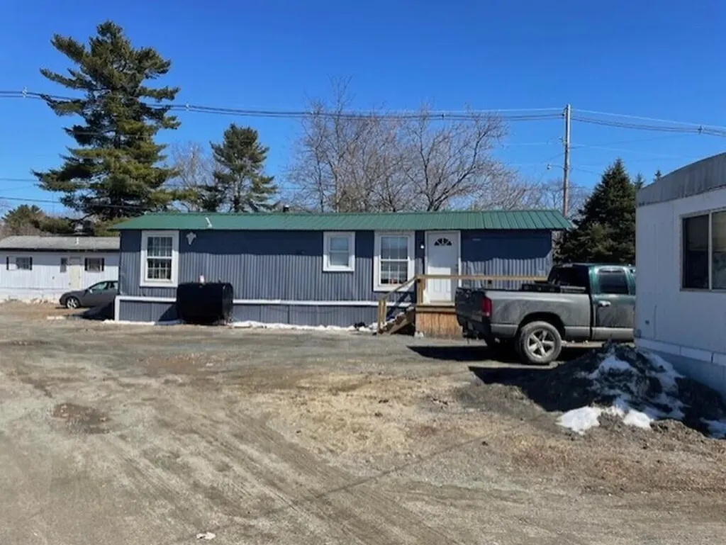 1-21 Spruce Street Madison ME 04950
