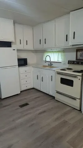 1-21 Spruce Street Madison ME 04950