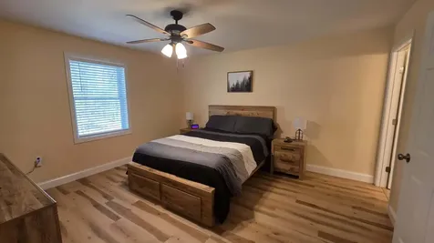 25 Village Circle Augusta ME 04330