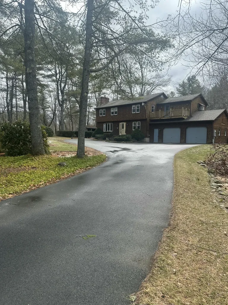 271 Hampden Road Carmel ME 04419