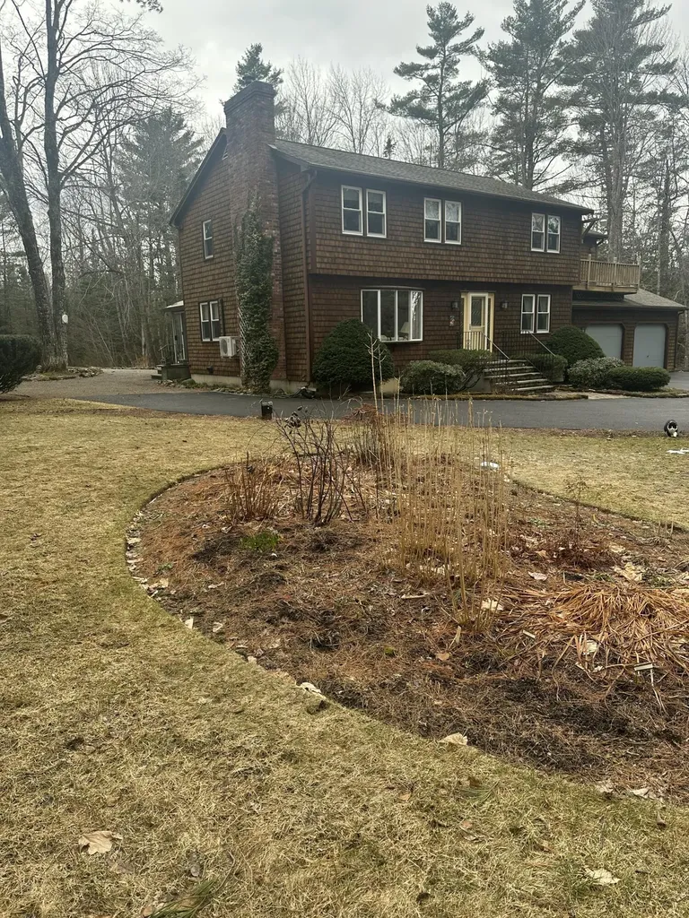 271 Hampden Road Carmel ME 04419