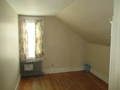14 Stewart Street Lewiston ME 04240