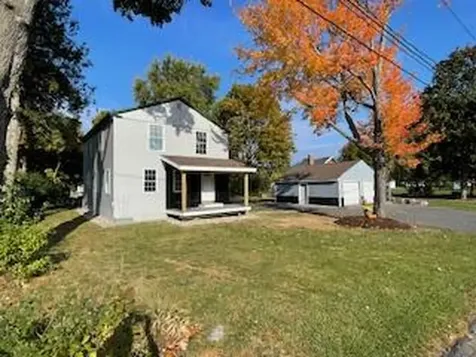 18 Woodbury Street Bangor ME 04401