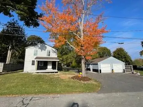 18 Woodbury Street Bangor ME 04401