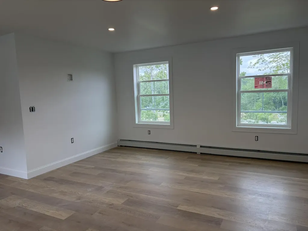 46 Woodbrey Lane Standish ME 04084