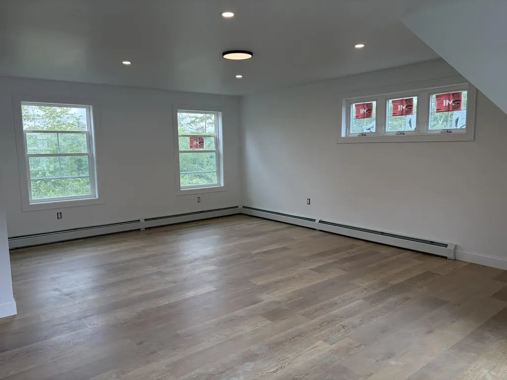 46 Woodbrey Lane Standish ME 04084