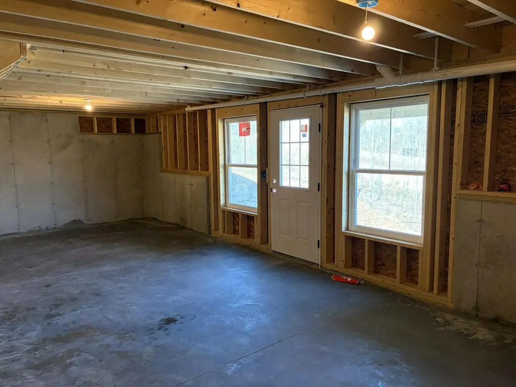 46 Woodbrey Lane Standish ME 04084
