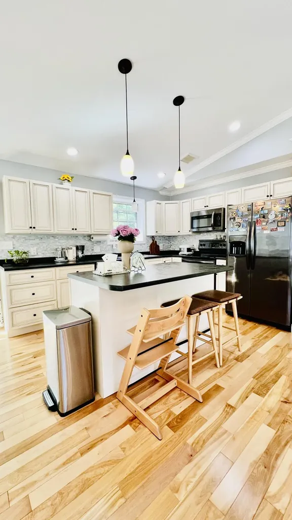 40 Ellis Court Bangor ME 04401
