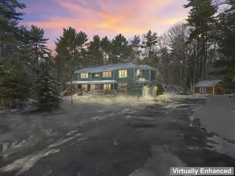 7 Casselton Road Raymond ME 04071