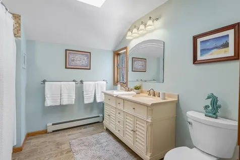 7 Casselton Road Raymond ME 04071
