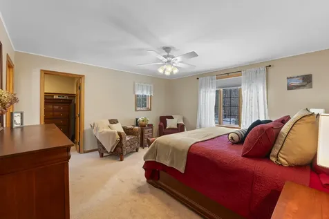 7 Casselton Road Raymond ME 04071