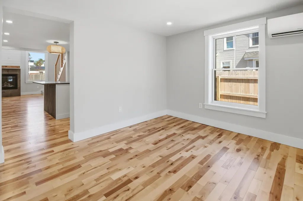 67 Jordan Avenue Brunswick ME 04011
