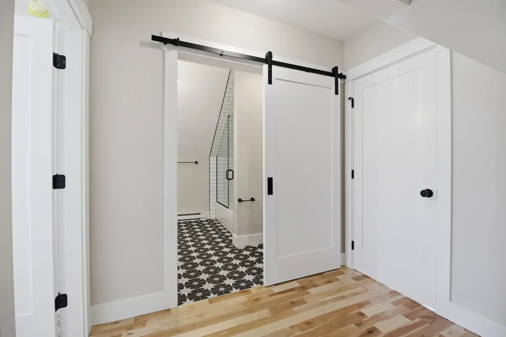 67 Jordan Avenue Brunswick ME 04011