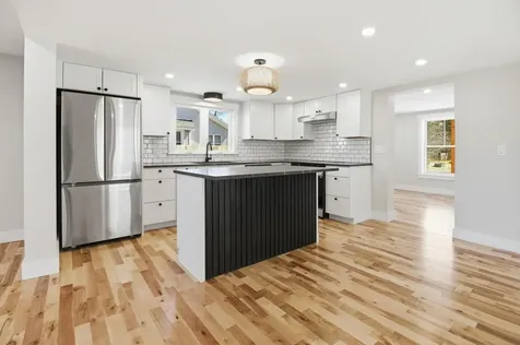 67 Jordan Avenue Brunswick ME 04011