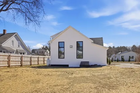 67 Jordan Avenue Brunswick ME 04011