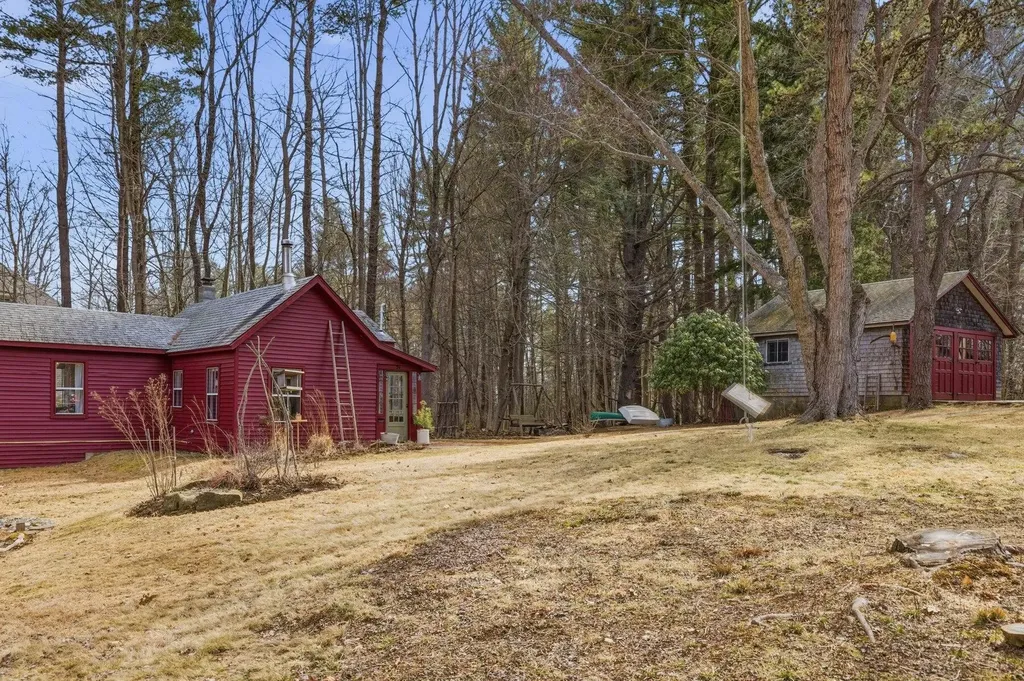 24 Newson Avenue Kittery ME 03904