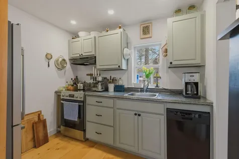 24 Newson Avenue Kittery ME 03904