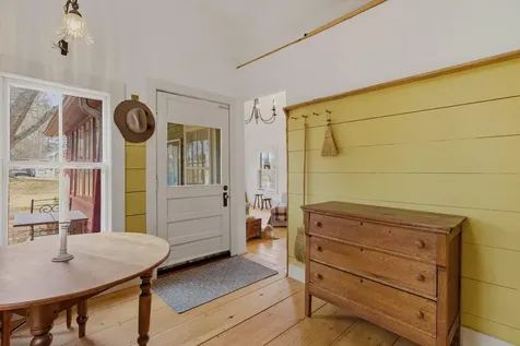 24 Newson Avenue Kittery ME 03904