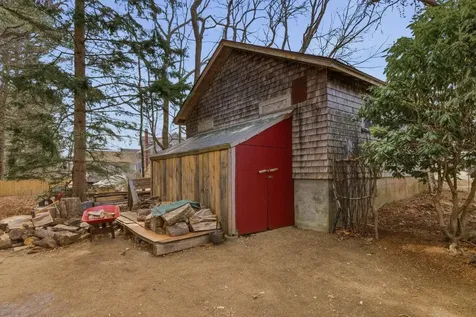 24 Newson Avenue Kittery ME 03904
