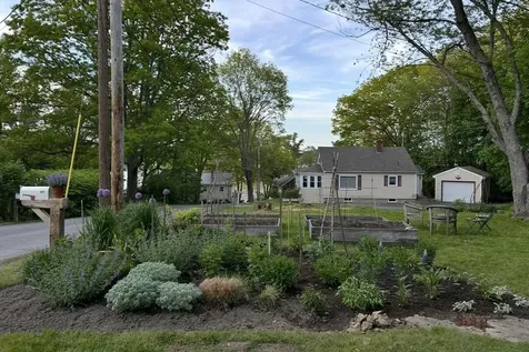 24 Newson Avenue Kittery ME 03904