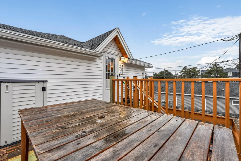 162 E Grand Avenue Old Orchard Beach ME 04064