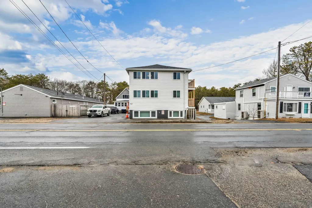 162 E Grand Avenue Old Orchard Beach ME 04064