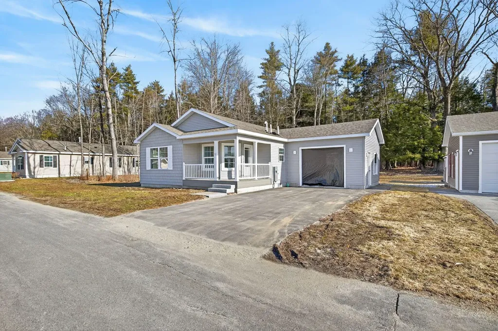 13 Mathew Way Scarborough ME 04074