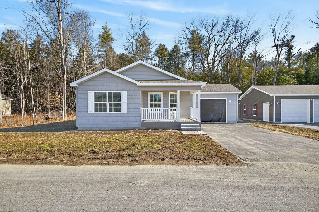 13 Mathew Way Scarborough ME 04074