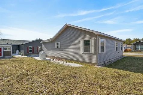 13 Mathew Way Scarborough ME 04074