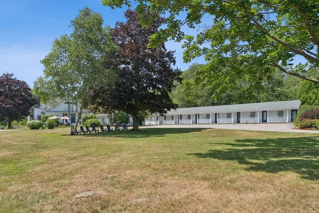 12 Mills Road Kennebunkport ME 04046