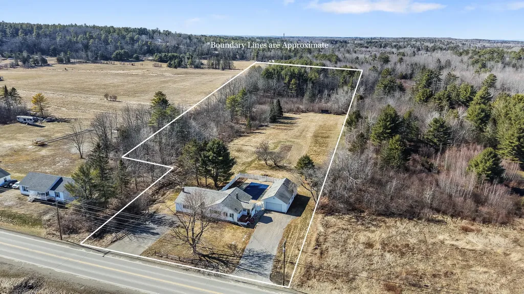210 Billings Road Hermon ME 04401