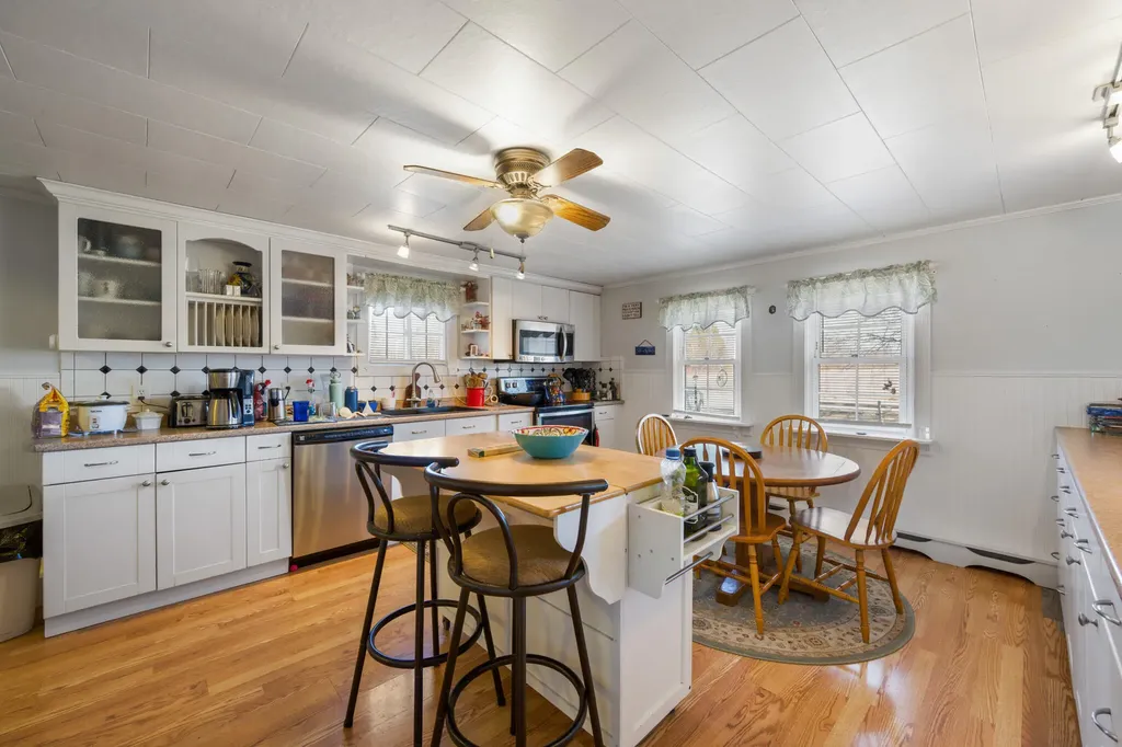 210 Billings Road Hermon ME 04401