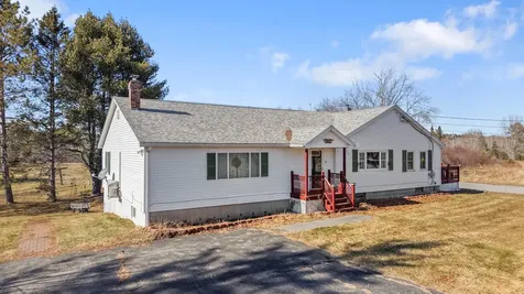 210 Billings Road Hermon ME 04401