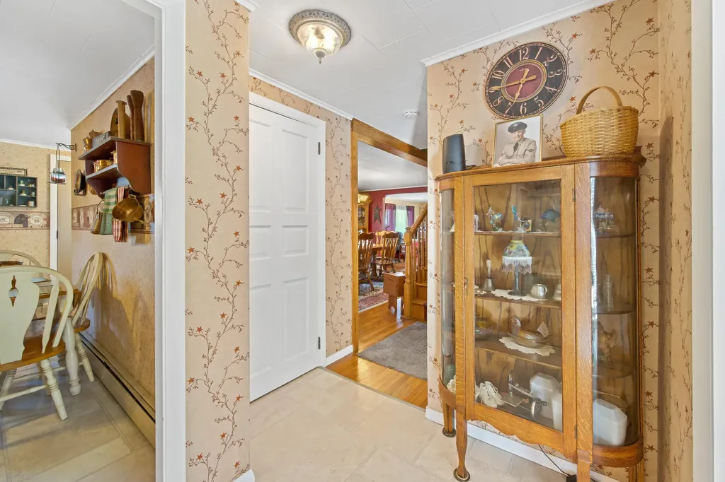 49 North Street Newport ME 04953