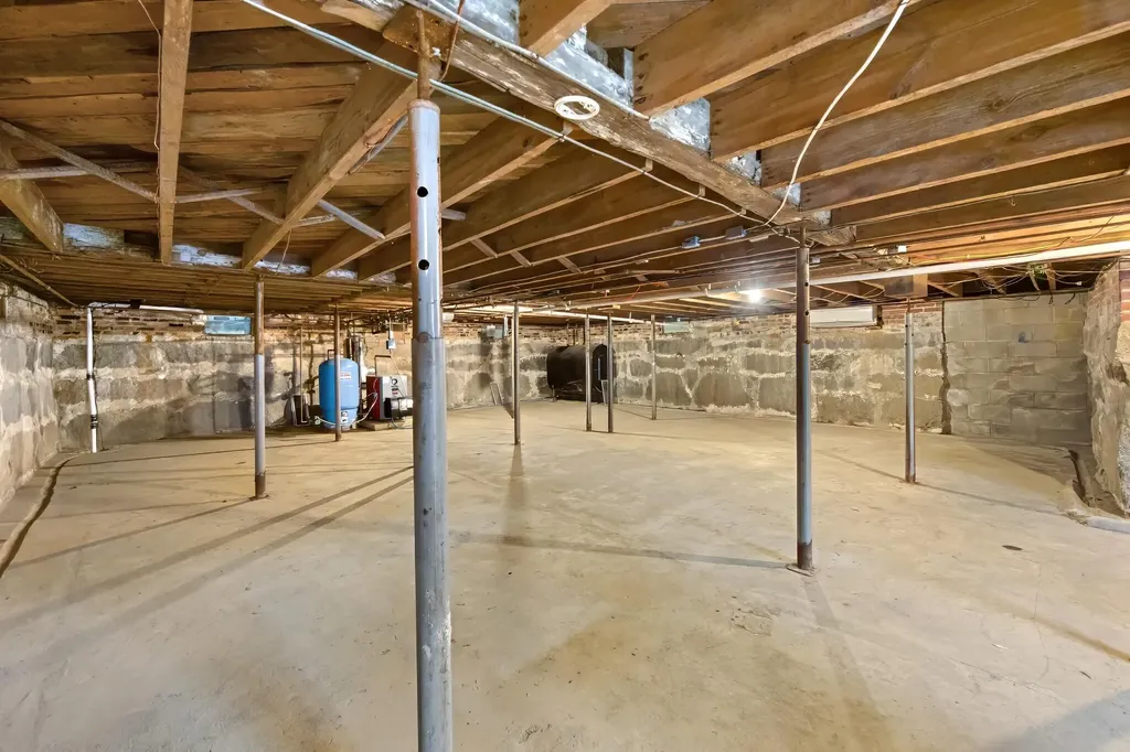 49 North Street Newport ME 04953