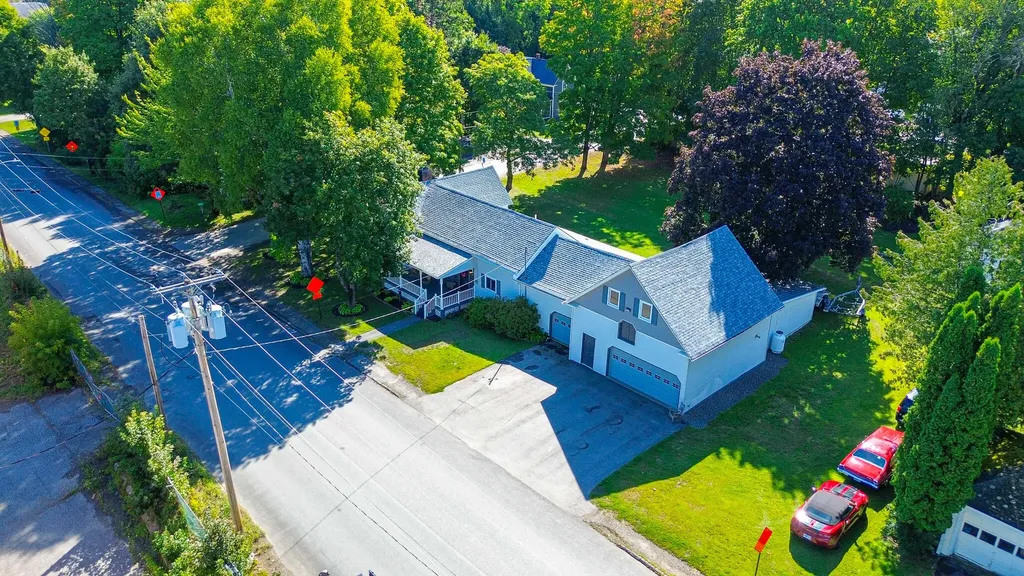 49 North Street Newport ME 04953