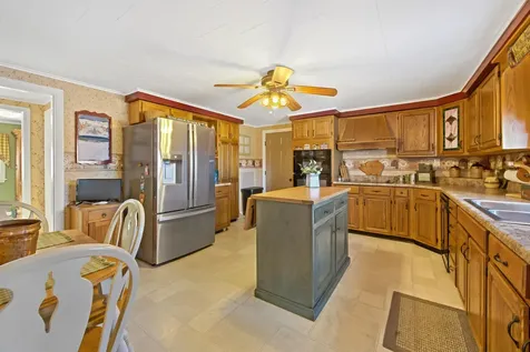 49 North Street Newport ME 04953