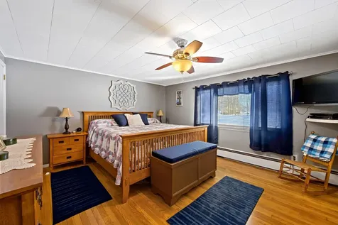49 North Street Newport ME 04953