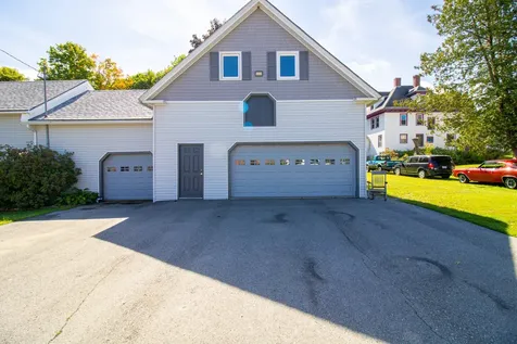 49 North Street Newport ME 04953