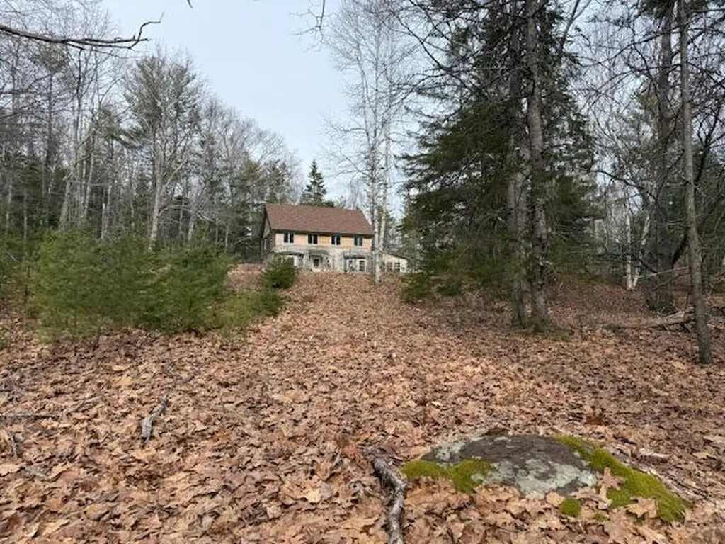 203 Garnet Head Road Pembroke ME 04666