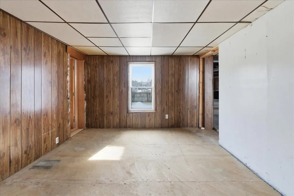 171 Park Street Livermore Falls ME 04254