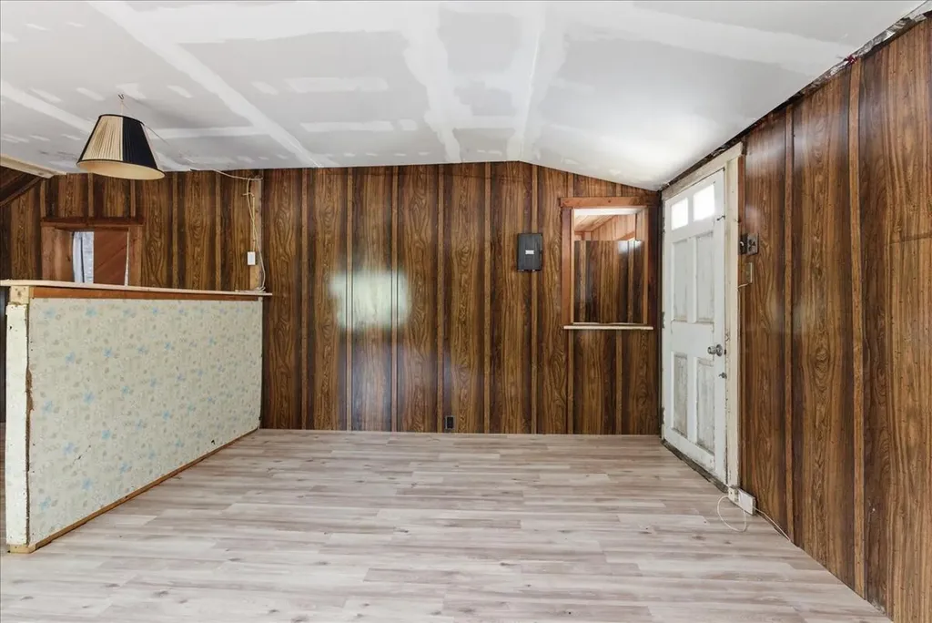 171 Park Street Livermore Falls ME 04254