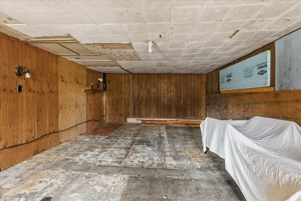 171 Park Street Livermore Falls ME 04254